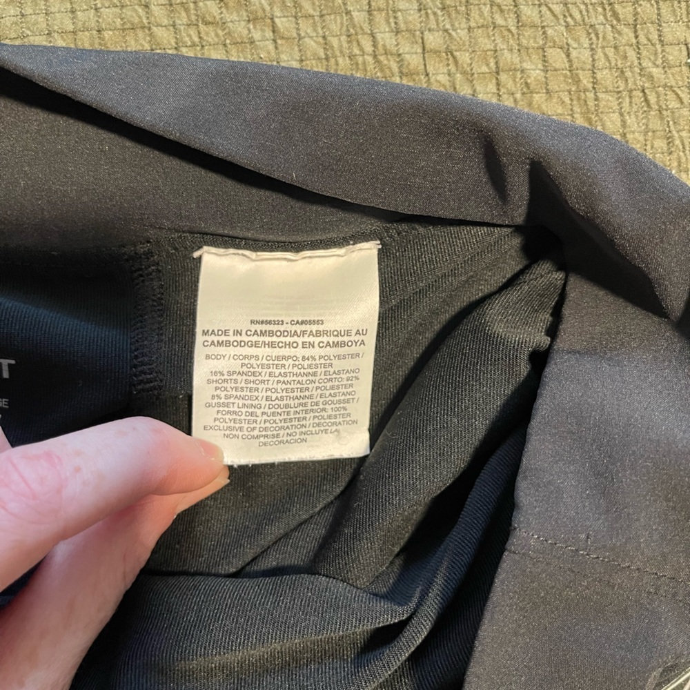 Women’s Nike active skort - Picture 3 of 7